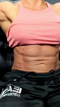 Veiny Musclegodess