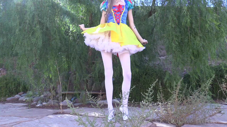 Kyaa Chimera: Nàng tiên công chúa slowmo trêu chọc con cu