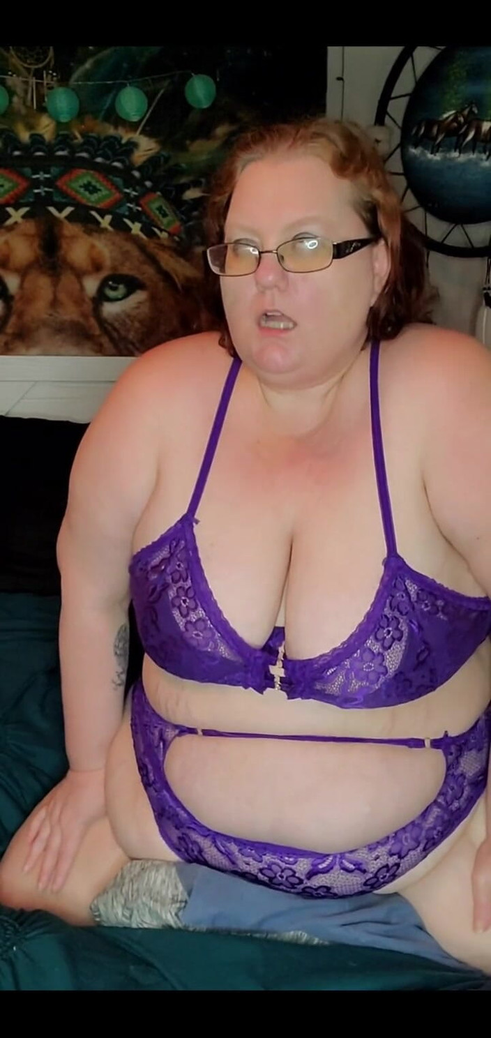 Misssunshinevip: 내 란제리를 입고 바이브레이터로 자위해