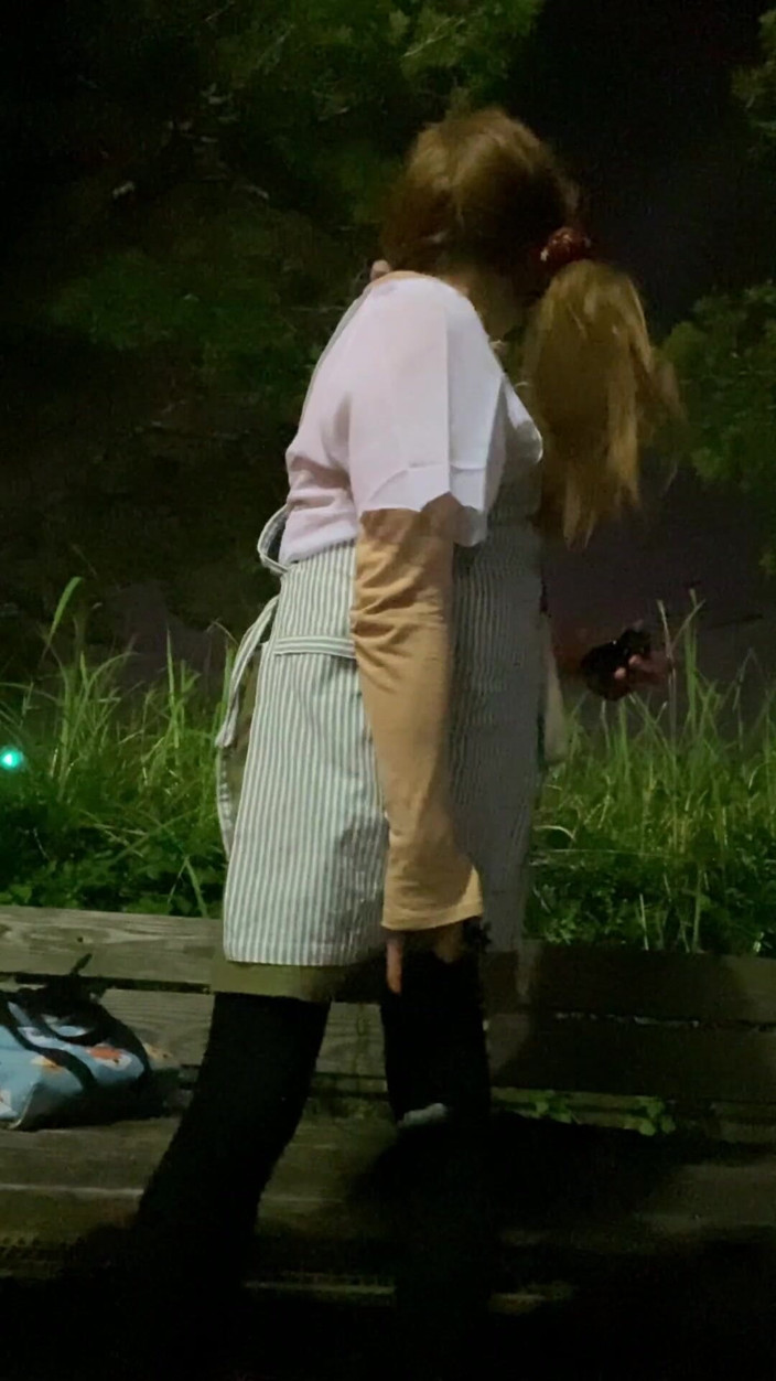 megu2002: No. 282 공원에서 야간 노출증 산책