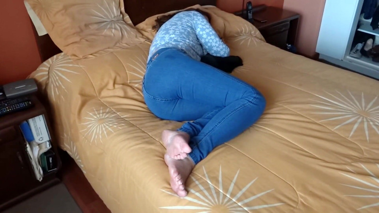 Ardientes69: Fully Enjoying Sex with My Stepmother, She Masturbates, I Jerk...