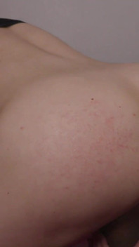 肮脏的小猪以sinn Sage为特色，sophia Burns