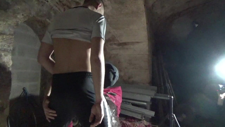 RAW PORN SPY CAM: กับแพทริค บาวเออร์ โดนเย็ดรูโป๊กแบบไม่ใส่ถุงโดยทิม คอสลา