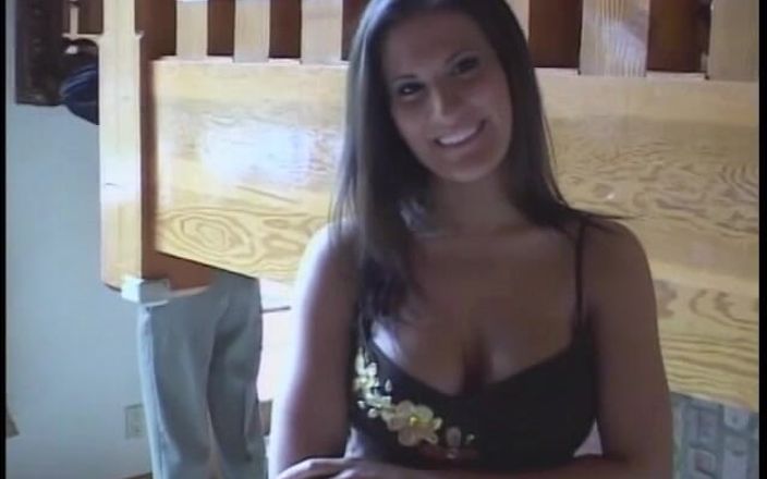 Porncentro: Ciesz się oglądaniem wyciętych scen z dvd dla dorosłych "duże cycki...