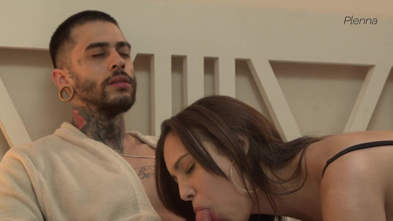 Plenna Club: Amanda Borges, Mauro dan Matheus melakukan threesome panas dan DP...