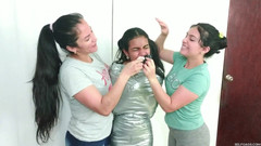 Selfgags Latina Bondage: Projekt Egyptské mumie