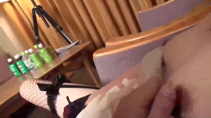 Asians in love: Hübsches asiatisches teen blowjob &creampie