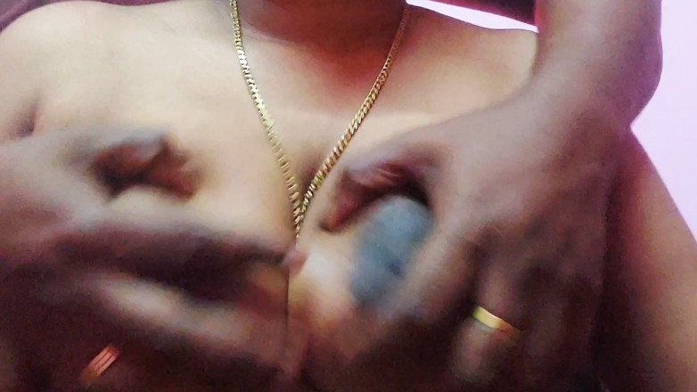 Desi Mohini: Bella insegnante indiana da sola con studente