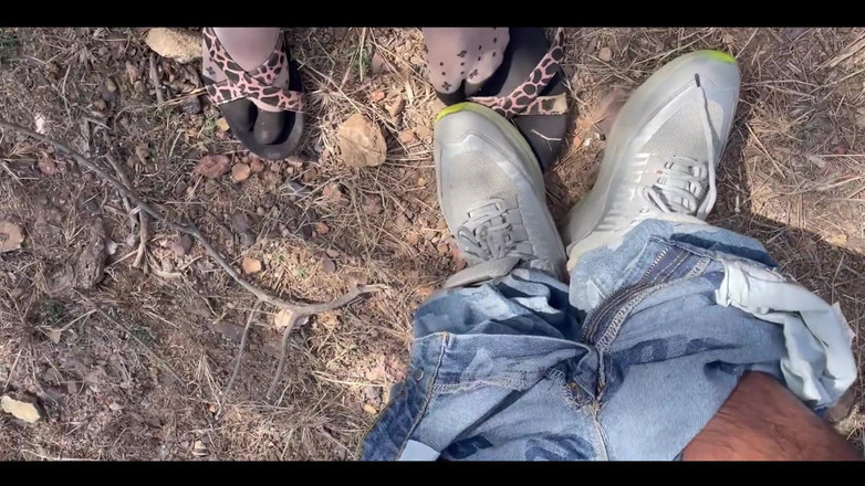 Indian Senu: Индийская мусульманская девушка дези изменяет бойфренд и грубый секс с деревенским пареньком в джунглях на улице - хинди аудио