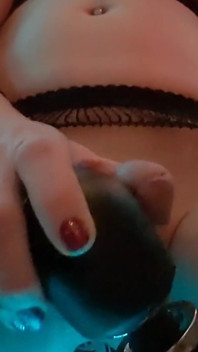 Krystall Cox Inserting a Baseball Bat in the Ass Unti Cumming,x Cckk