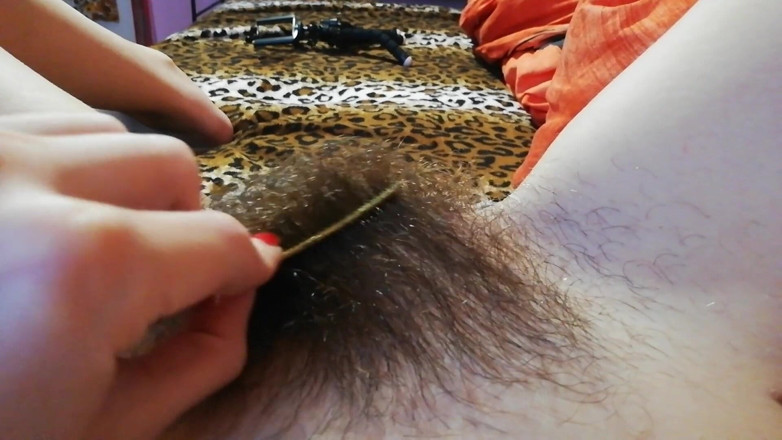 Cuteblonde666: Фетиш волохатої пизди з чищенням куща