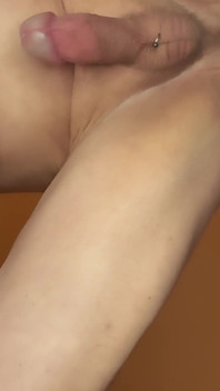 Trans Sexybrody necesita múltiples cargas en su coño transexual