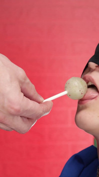 Chutě sání. Sladký výstřik.