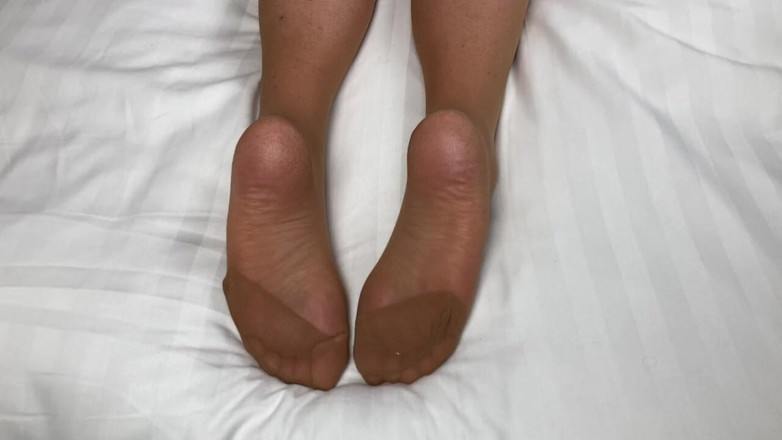Mr MF: Mrs Mature Feet Wearing Her Old Tan Pantyhose