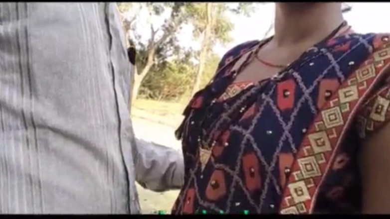 Kavita69: Sexe En Plein Air, Une Bhabhi Se Fait Baiser Par...