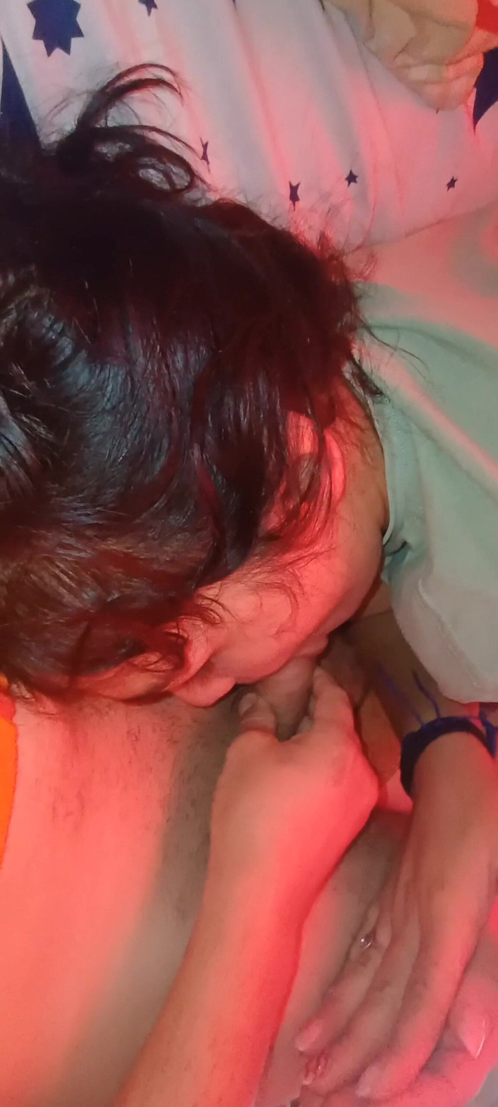 Ionut899: Il Patrigno Vuole Scopare Il Mio Cazzo Solo in Gola