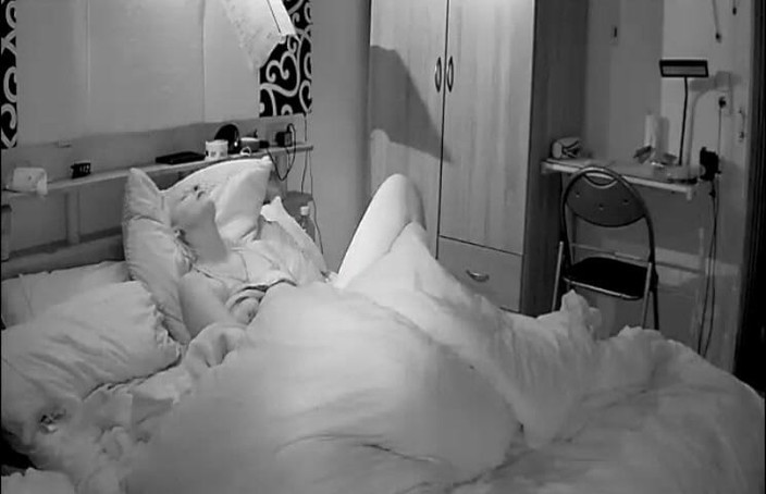 KittieNoOne: Říká mi, co mám dělat na naší kameře