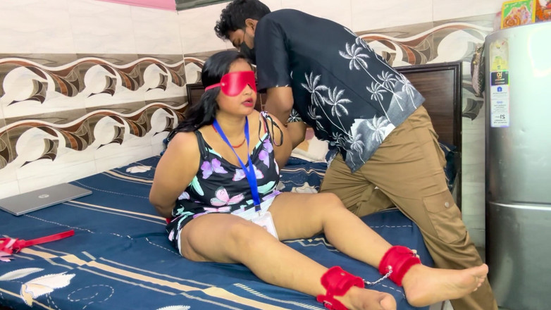 TactfulFiber902: Bos menghukum gadis karyawan hot dengan borgol dan habis-habisan di...