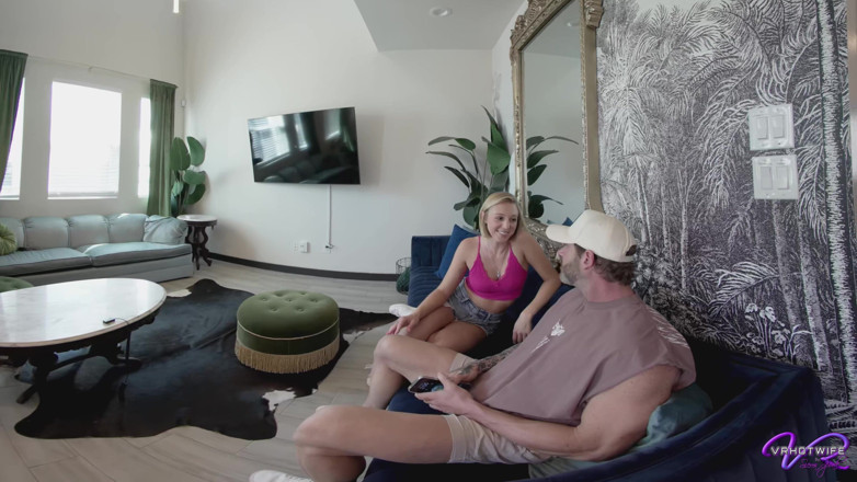 Brock swole: Brock Swole Fucks Lovely Lo Home From College