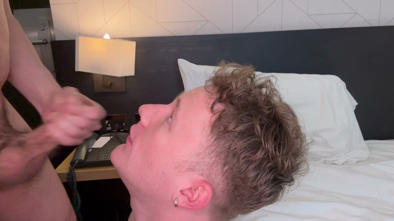 Liam Harding: Het styvfar som har sex med två sexiga twinks