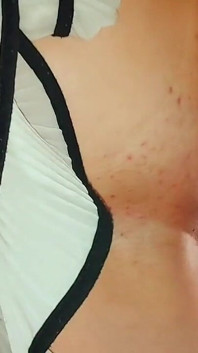 義理の妹が私の腕に飛び乗る!