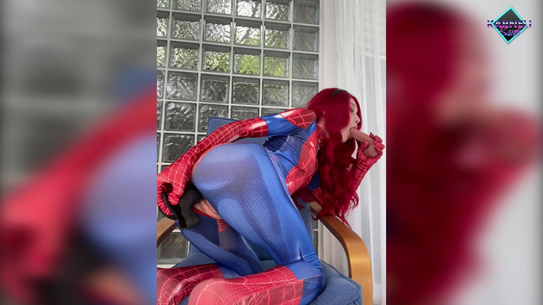 Karneli Bandi: Spider Lady Adventure - antrenament pentru curvă