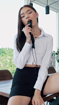 Bonus Young Beauty Kwini Kim dengan pepek lapar