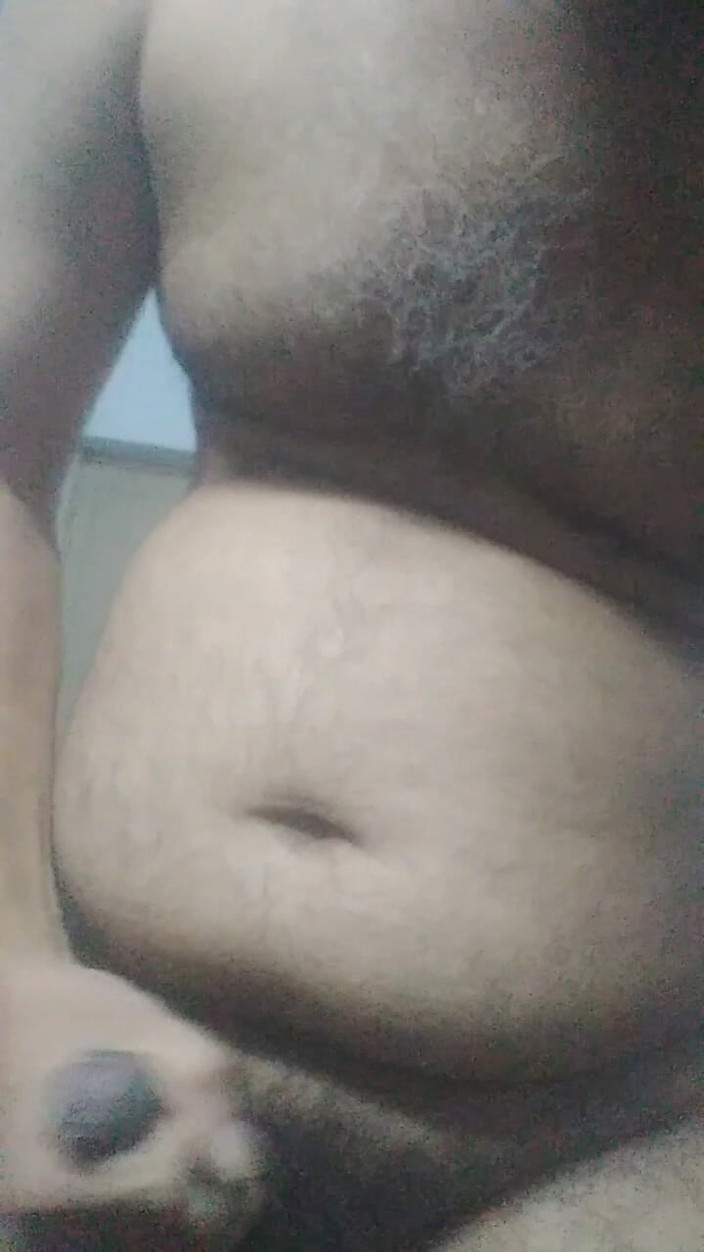 Nani Top: Aku akan menyetubuhimu secara gratis.