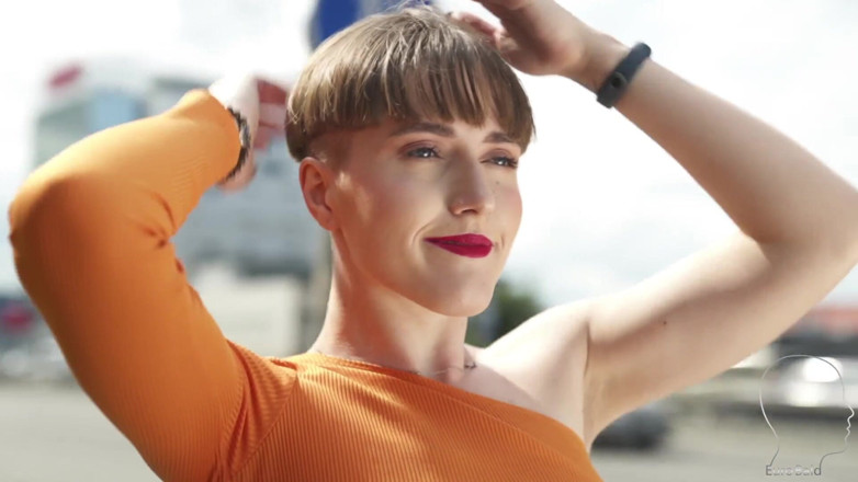 Euro Bald: Karyina