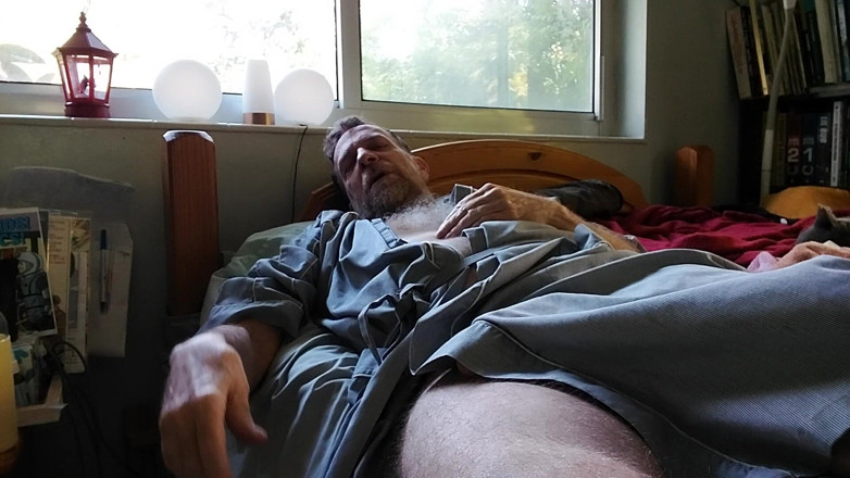 Hairyartist: You Smeak Looks at My Big Peepee