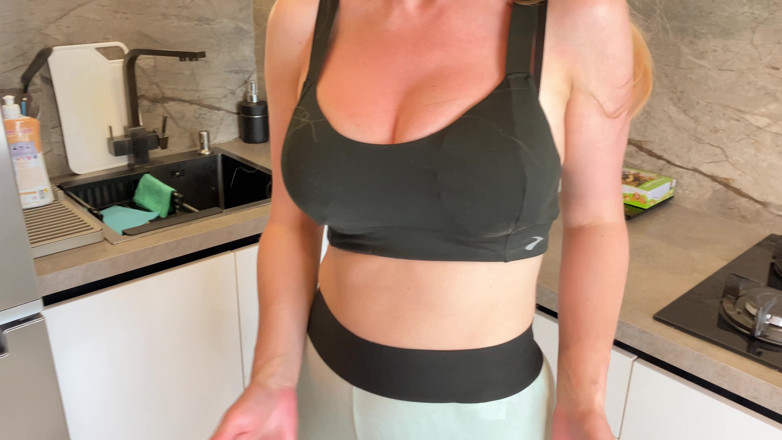 ArinaMills: Horny Stepmom Spies on Stepson and Brazenly Fucks Him - Russian...