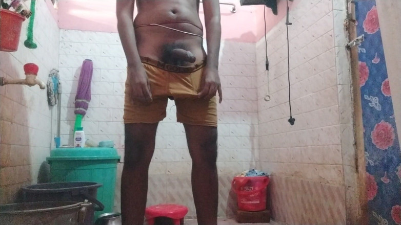 Tamil 10 inches BBC: Tamilteninches BBC horká akce se studenou vodou!