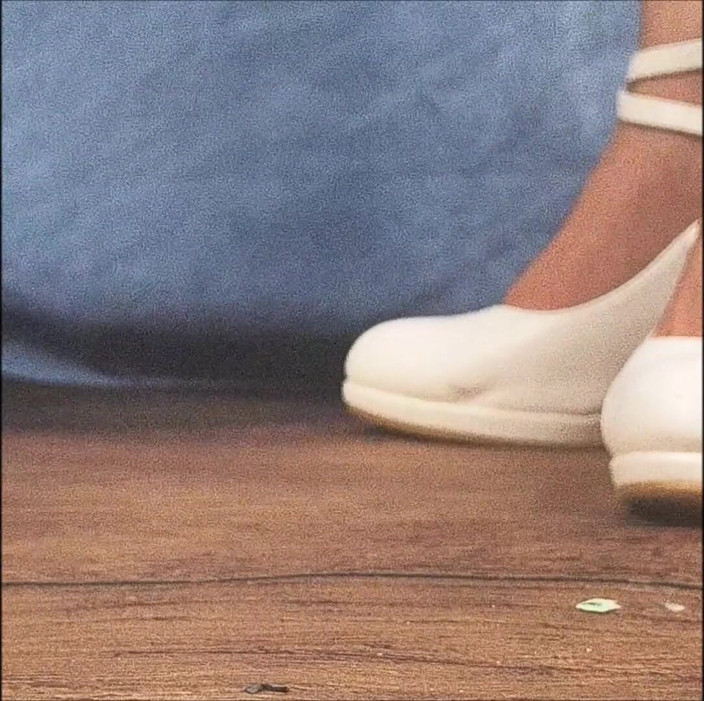 Haydee Rodriguez: Giantess Haydee Rodriguez in White High Heels