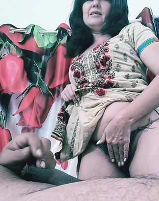 Bolly Karma: She Wake Me up with Love - BBC