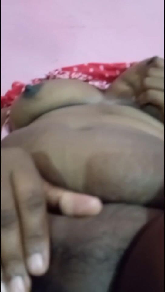 Lechu studio: Isteri Puzzy Rakaman dekat