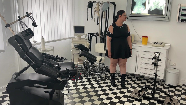 DOMINATRIX6: fetiches-lofts con mis 2 esclavos área clínica tratamiento de esclavos parte 1-4.