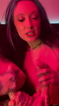 Lacey Jayne dan Sage Hunter melancap dengan dildo