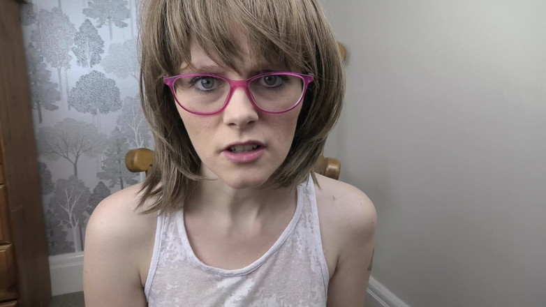 Sydney Harwin: Tonta hermanastra