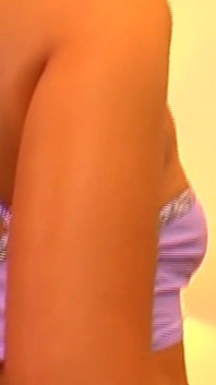 Impresionante trío de acción para rubia