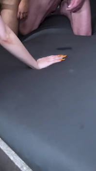 Muddy di-gangbang habis-habisan sama gadis remaja kurus rambut merah didi devil