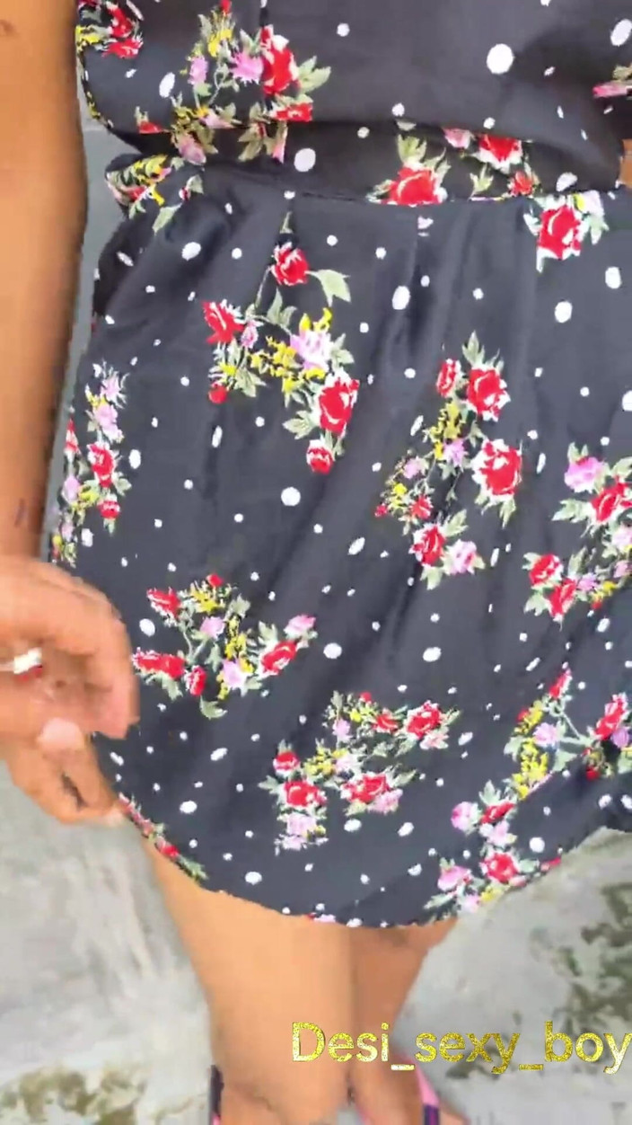 Desi_sexy_boy: Desi Girl's Pussy Gets Fucked Hard and Fast.