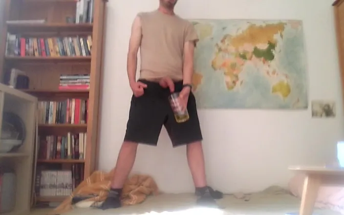 XlPmml: Bator Bro Spraying Bator Piss
