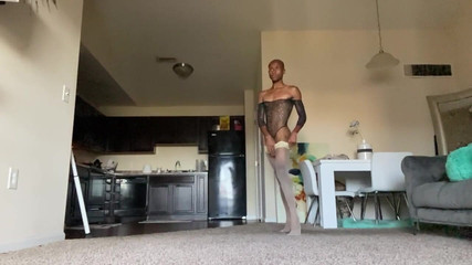 Karma Rainbow Smith D: Jsem stále anti woke - chudák Ain nepřevléká Ish Lol