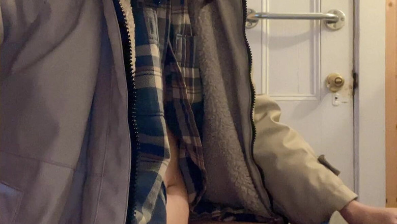 sweethanajapanese: Hana Tuvalette Oturup Kıllı Amını Temizliyor