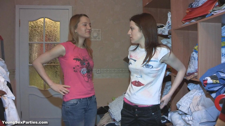 Young Sex Parties: Two guys fucking eager teens