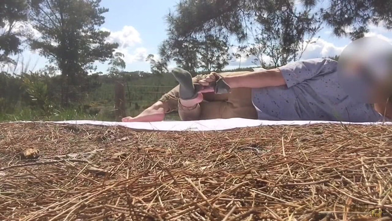 Manlyfoot: Green Earth - Zelené ponožky - Růžová Chodidla v panenském přírodním parku -...