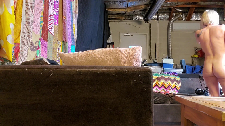 Kyla Keys: Bts 一个艺术家和他的缪斯