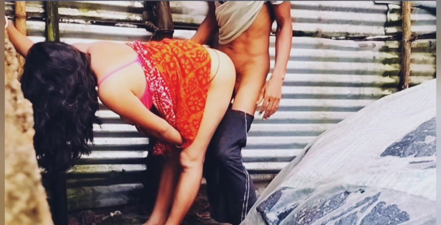Teensex: Blond Bhabi Reveals Her Husband And Lets Her young Devar...