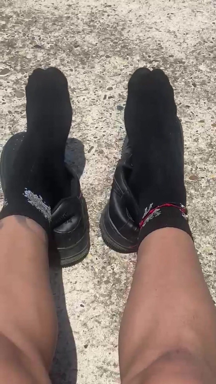 Mr Feet Colombia: Caminando Por El Castillo Decartagena Y Me Quito Lo Zapatos...