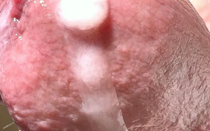 Leonardo-1974: Penis Close-up with